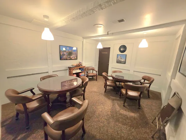 $209,800 | 6100 Stonehedge Drive, Unit 320, Greenfield, WI 53220