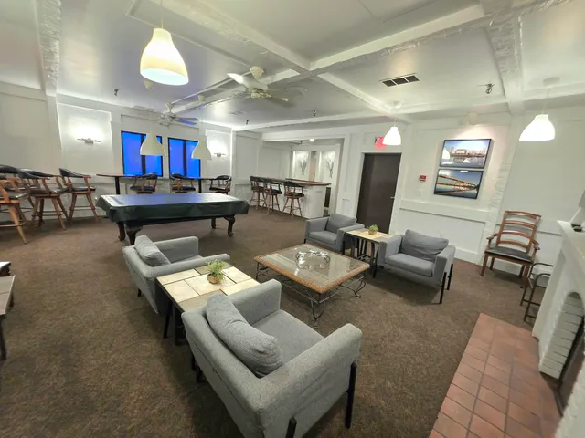 $209,800 | 6100 Stonehedge Drive, Unit 320, Greenfield, WI 53220