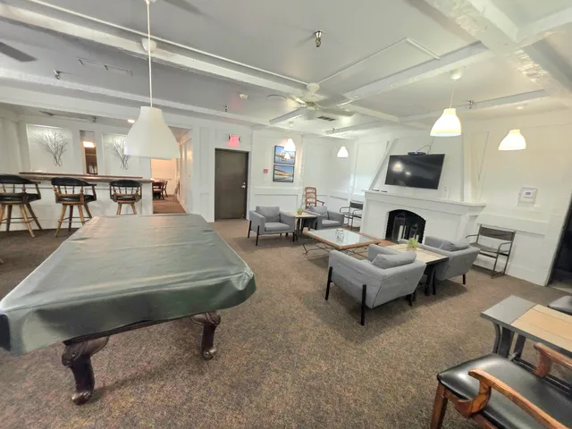 $209,800 | 6100 Stonehedge Drive, Unit 320, Greenfield, WI 53220