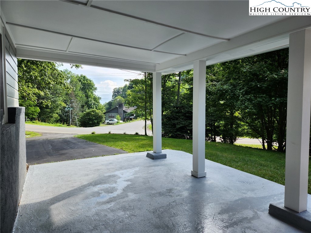 2837 Poplar Grove Road South Boone, NC 28607 - Photo 11 of 35 Gallery Image 11
