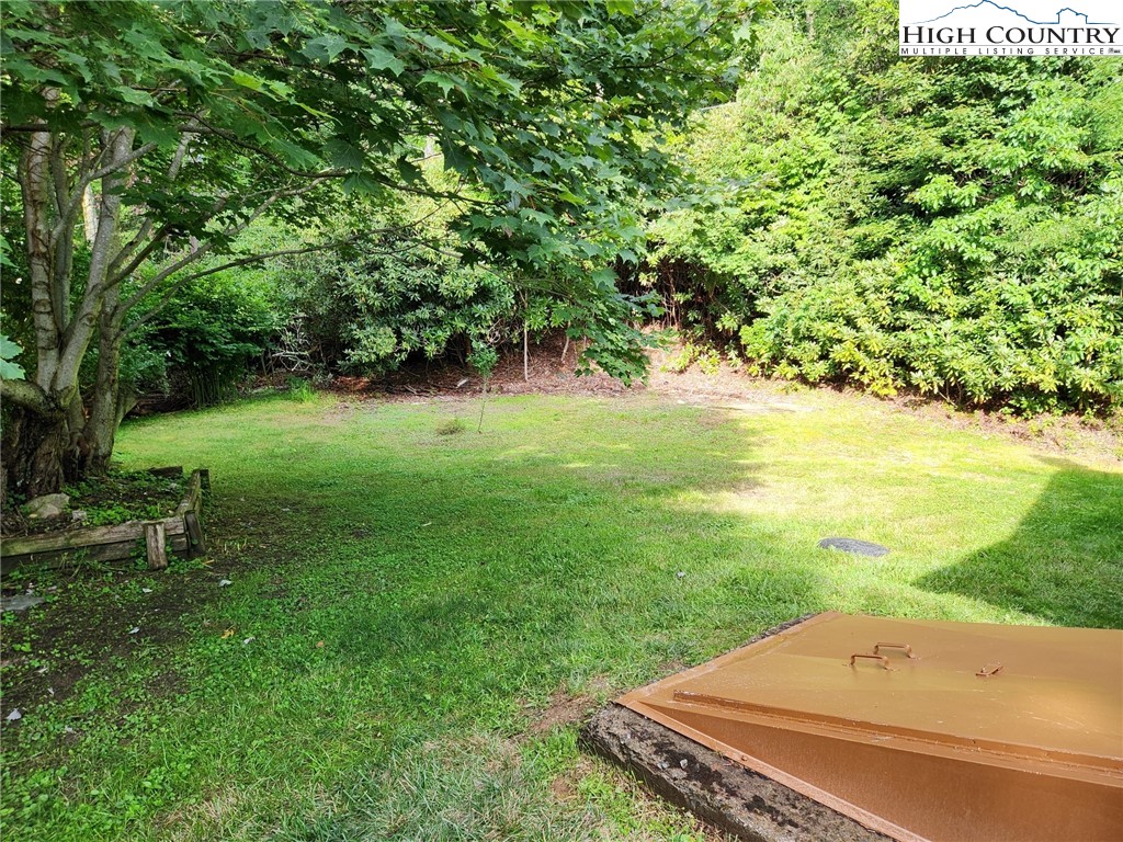 2837 Poplar Grove Road South Boone, NC 28607 - Photo 6 of 35 Gallery Image 6