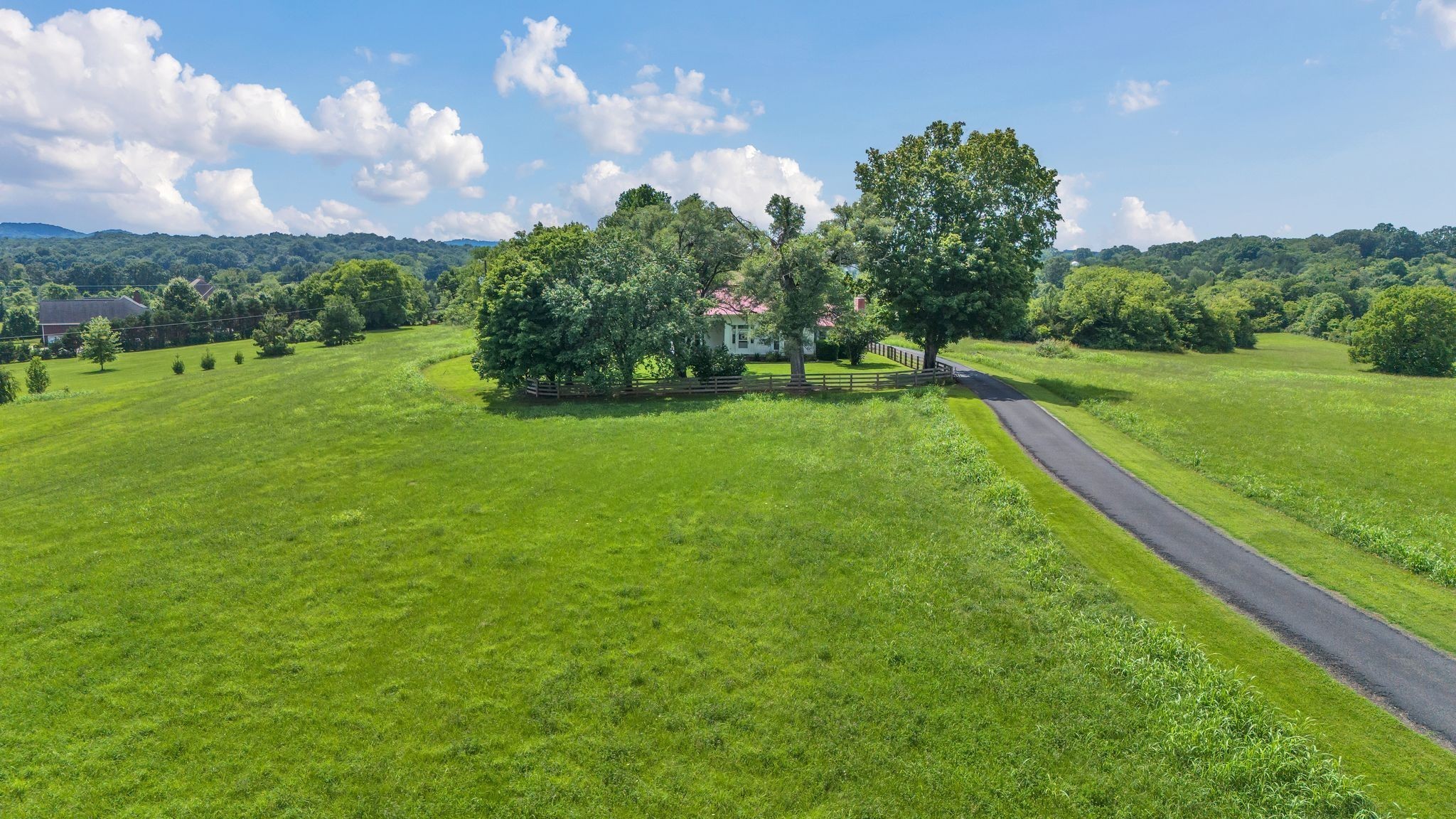 4125 Trinity Road Franklin, TN 37067 - Photo 2 of 44 Gallery Image 2