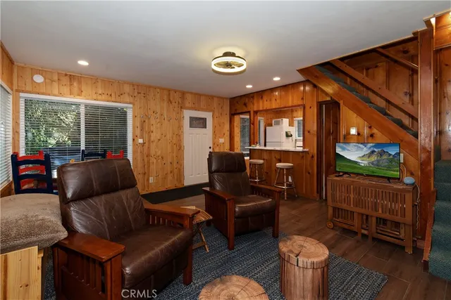 $339,000 | 28999 Cedar Terrace, Cedar Glen, CA 92321