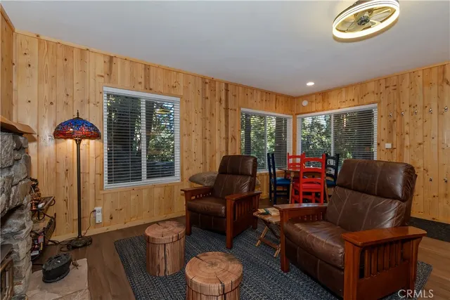 $339,000 | 28999 Cedar Terrace, Cedar Glen, CA 92321