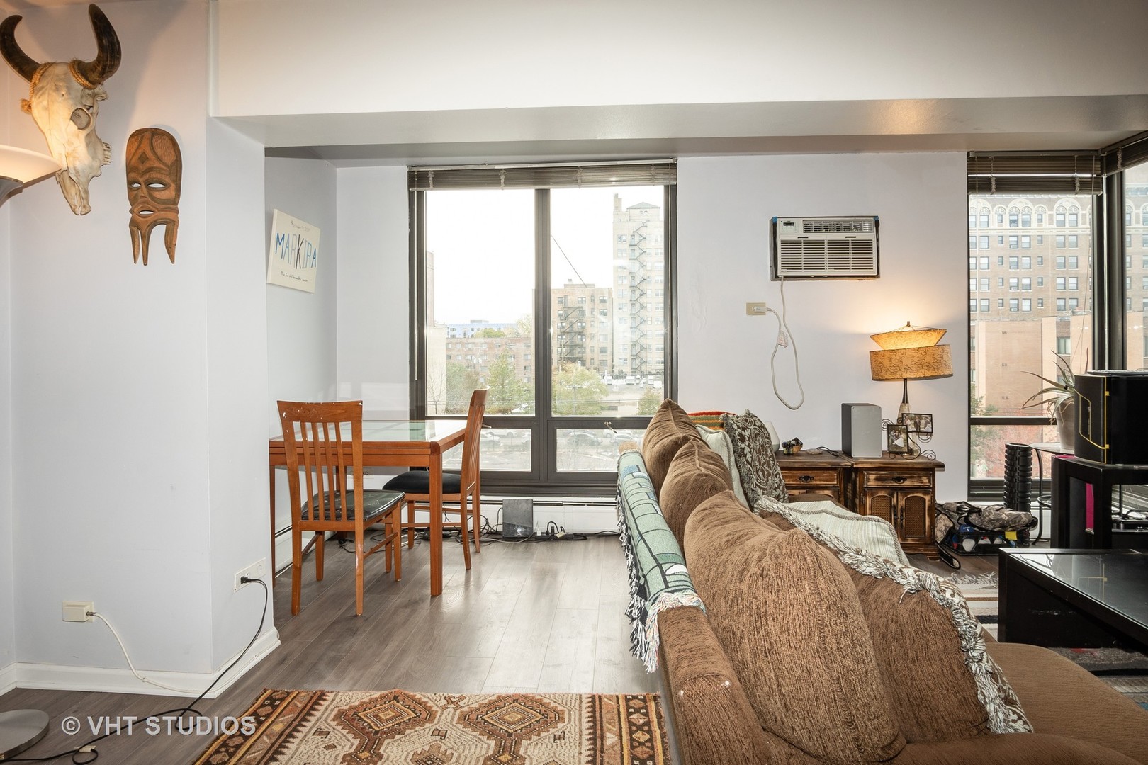 6166 North Sheridan Road, Unit 4B Chicago, IL 60660 - Photo 3 of 10
