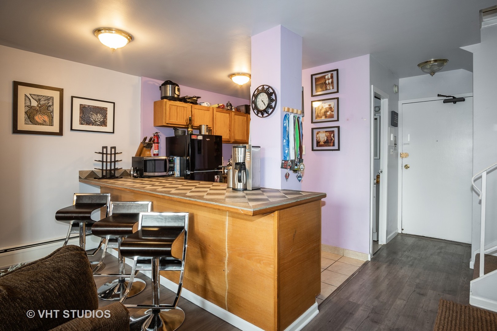 6166 North Sheridan Road, Unit 4B Chicago, IL 60660 - Photo 4 of 10