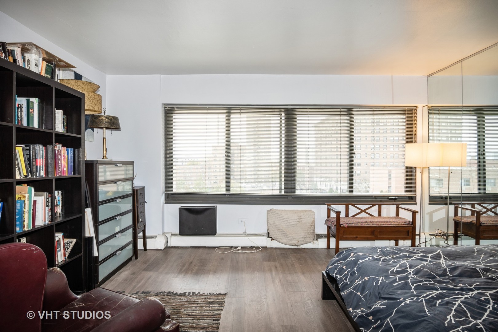 6166 North Sheridan Road, Unit 4B Chicago, IL 60660 - Photo 8 of 10