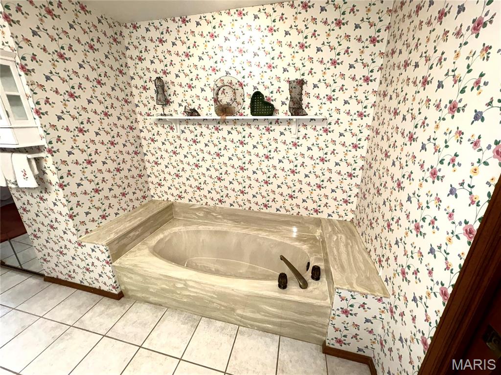 15803 Harris Ridge Court Chesterfield, MO 63017 - Photo 26 of 55