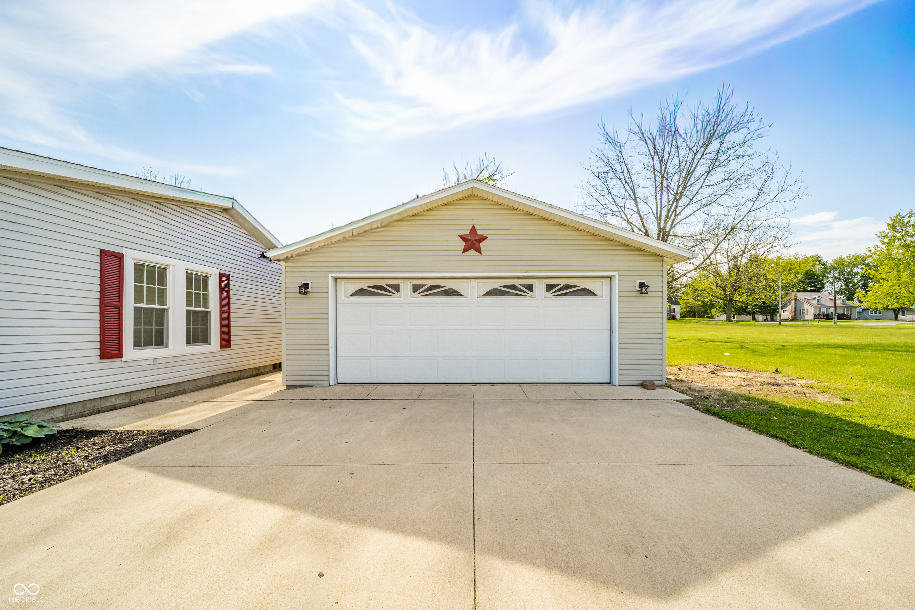 810 Indiana Avenue Alexandria, IN 46001 - Photo 5 of 38