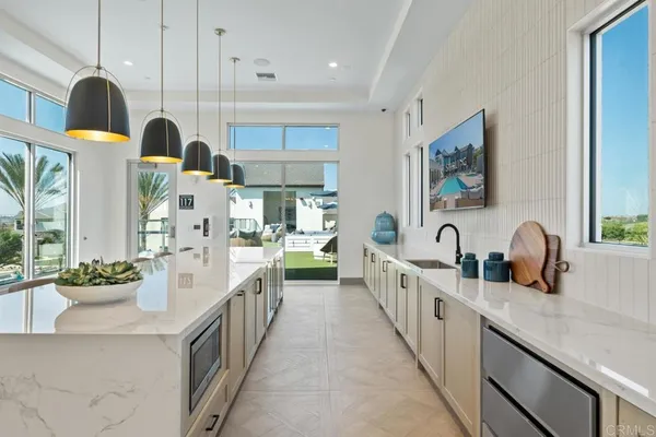 $4,050 | 5015 Avenida Lugano, Unit 2, Chula Vista, CA 91913