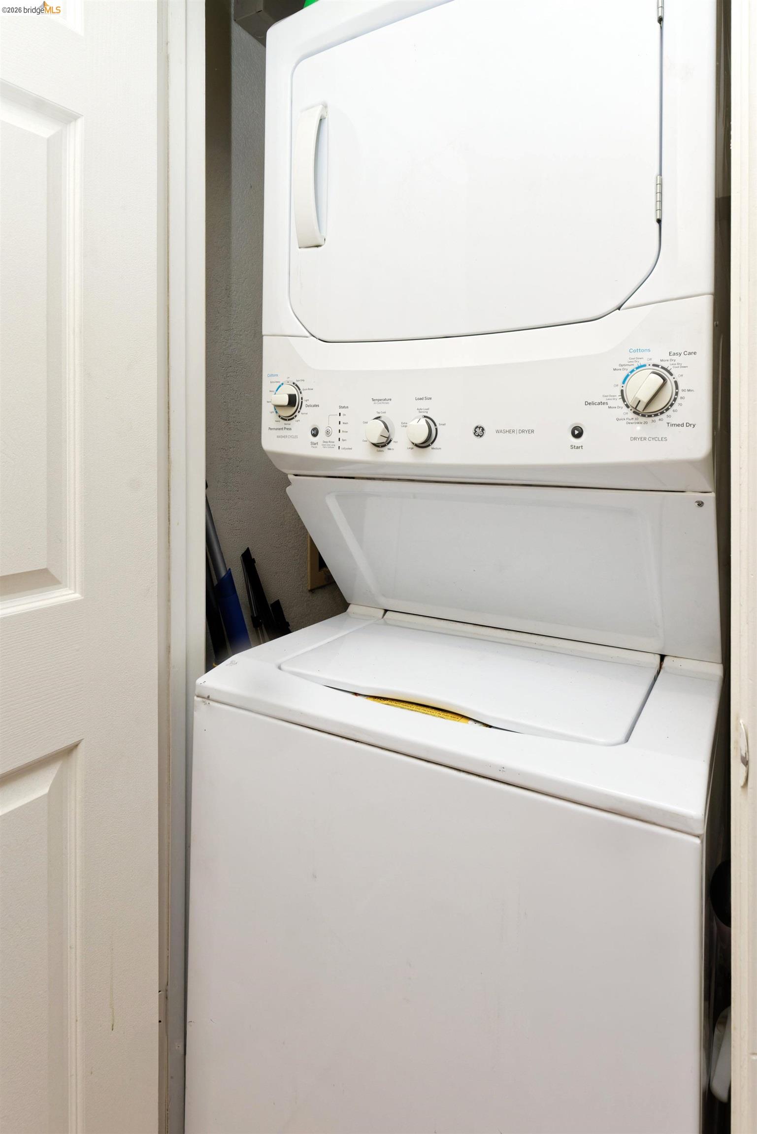10 Leighty Court, Unit 5 Hayward, CA 94541 - Photo 20 of 22 Laundry area with stacked washer / drying machine