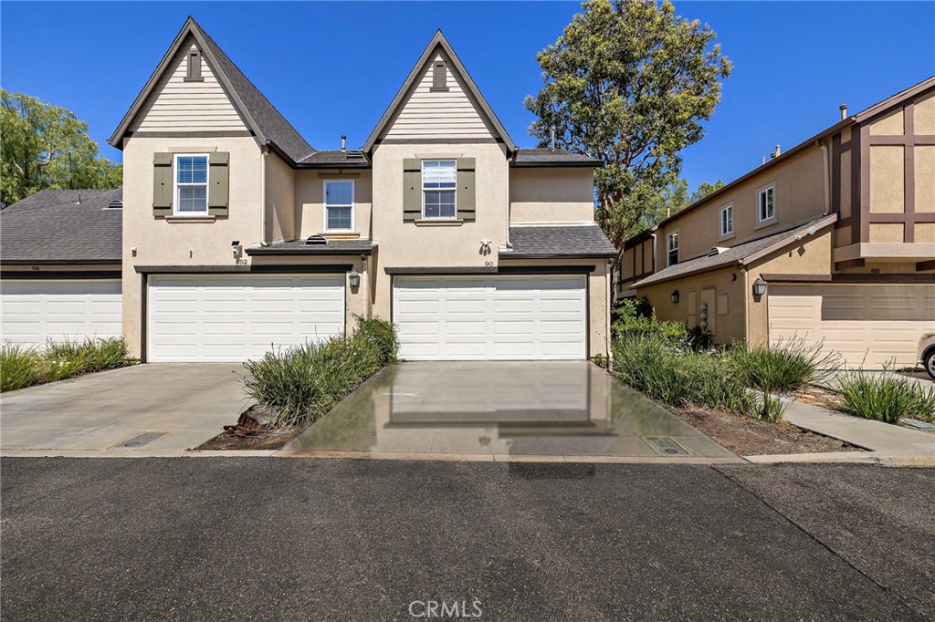 90 Three Vines Court Ladera Ranch, CA 92694 - Photo 5 of 28