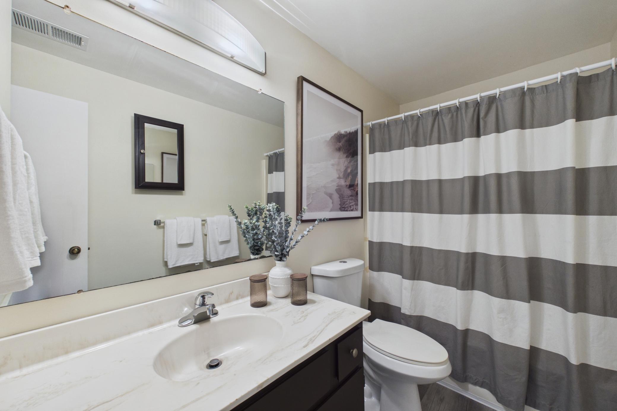 760 County Rd F West, Unit 702 Shoreview, MN 55126 - Photo 12 of 21