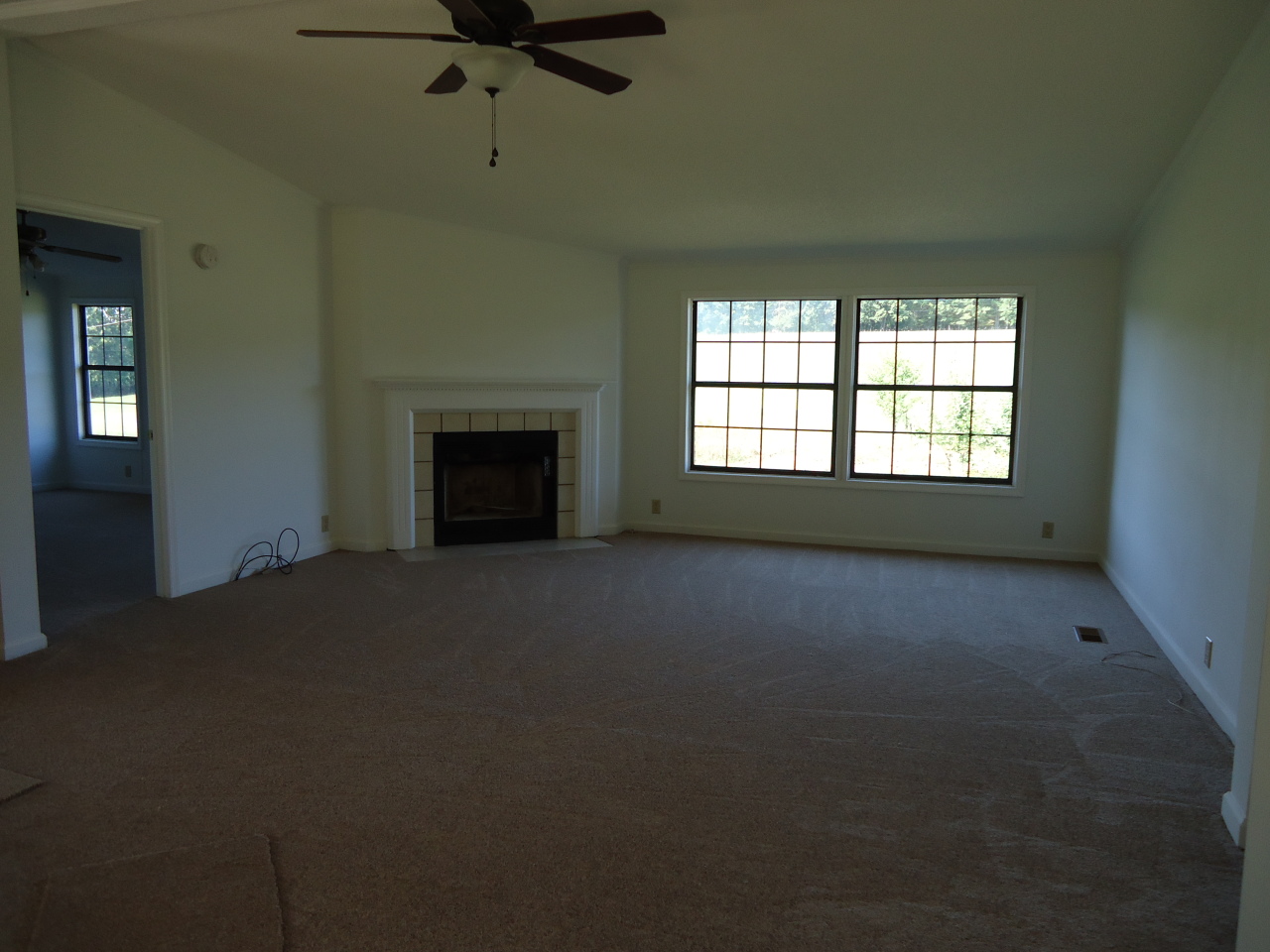 1727 Trading Post Road Huddleston, VA 24104 - Photo 2 of 10 Living room