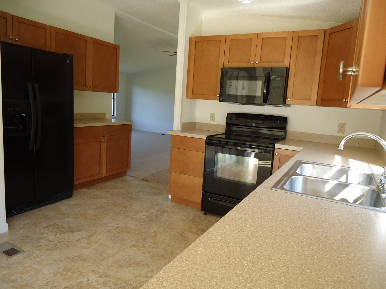 1727 Trading Post Road Huddleston, VA 24104 - Photo 9 of 10 Kitchen