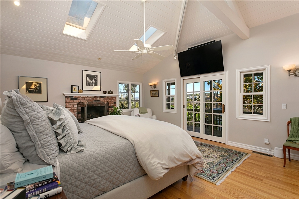 1579 Gascony Road Encinitas, CA 92024 - Photo 13 of 25