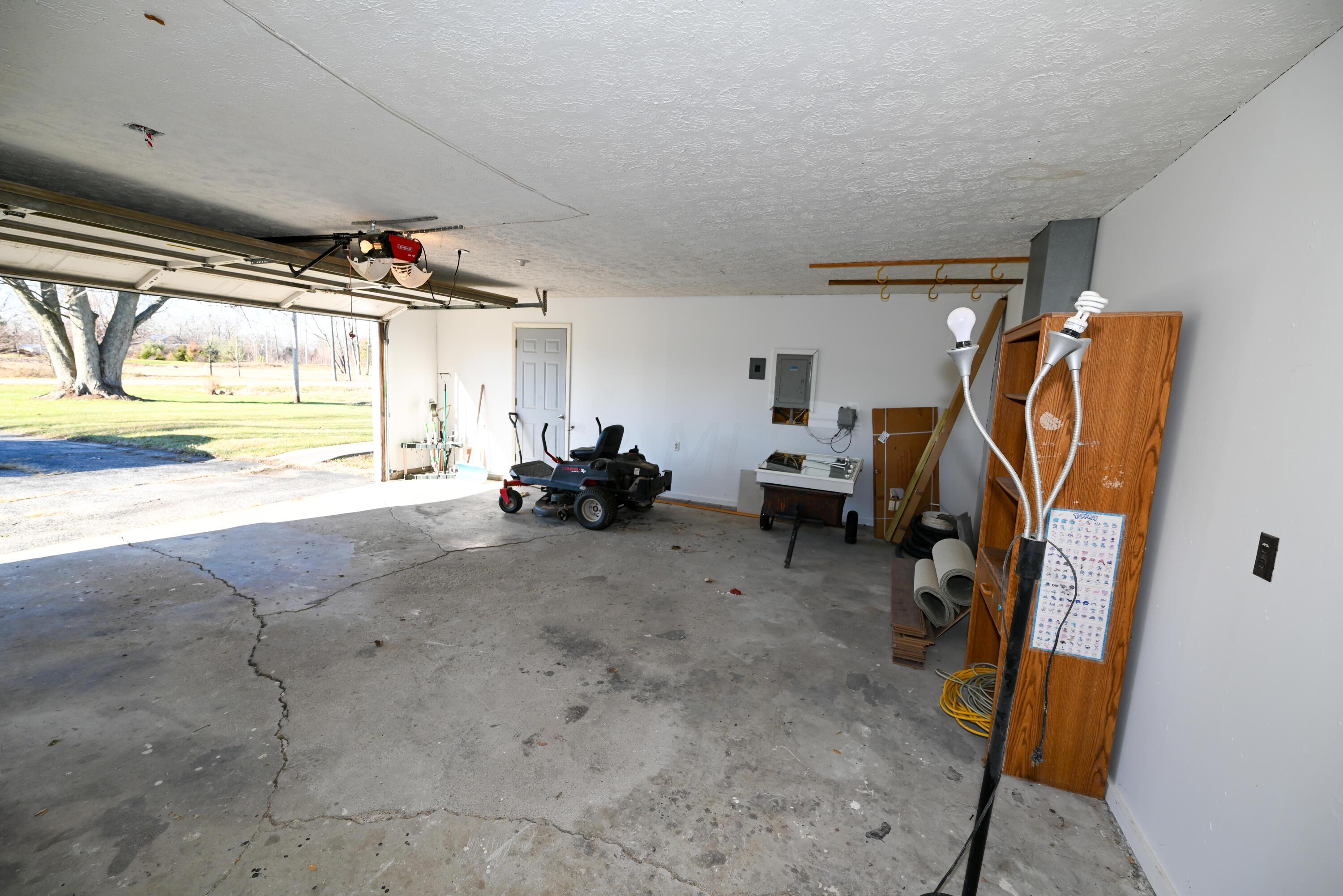 1420 Crissinger Road Marion, OH 43302 - Photo 47 of 73 43
