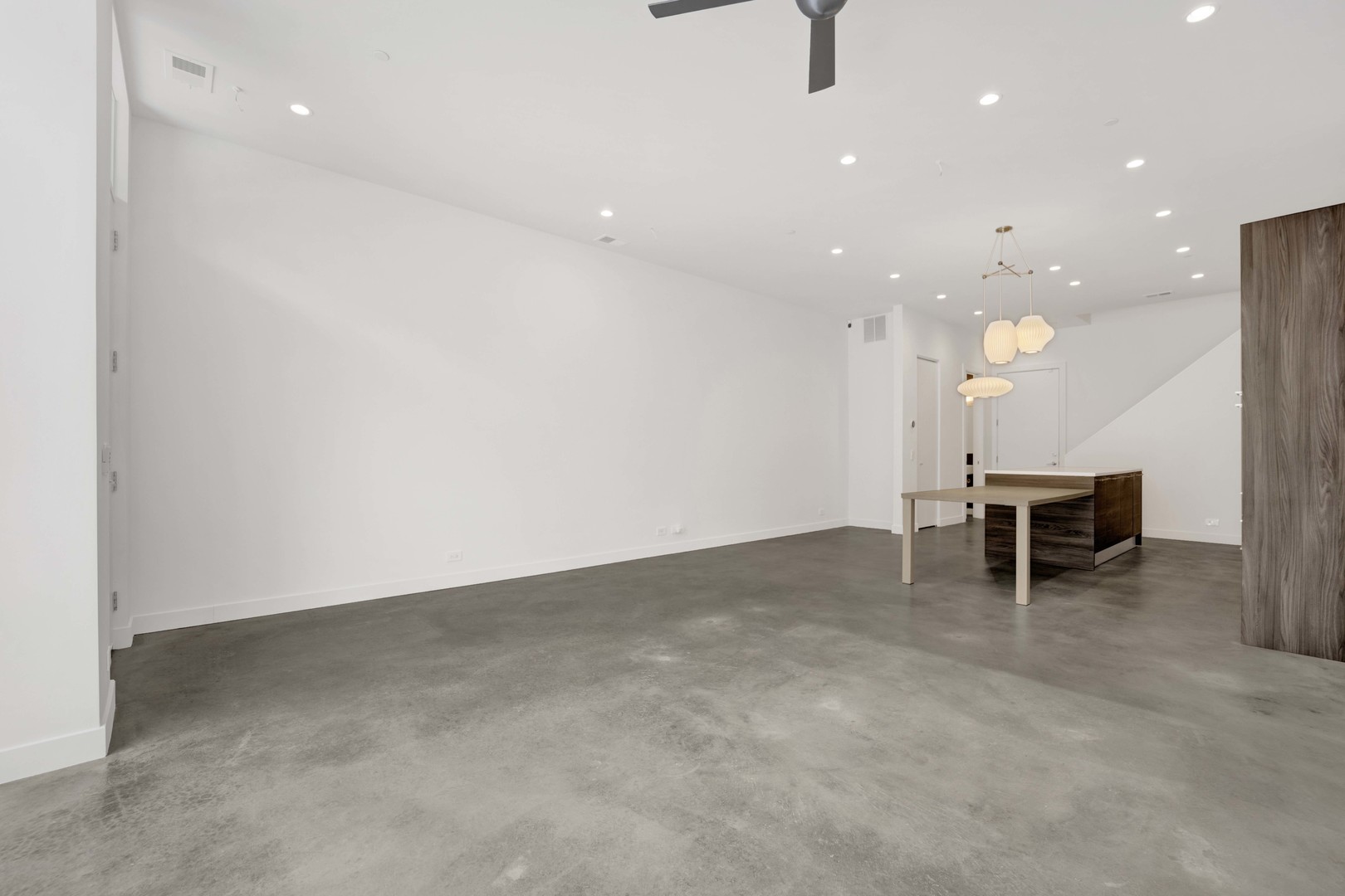 1017 North Cleveland Avenue, Unit 4 Chicago, IL 60610 - Photo 11 of 35