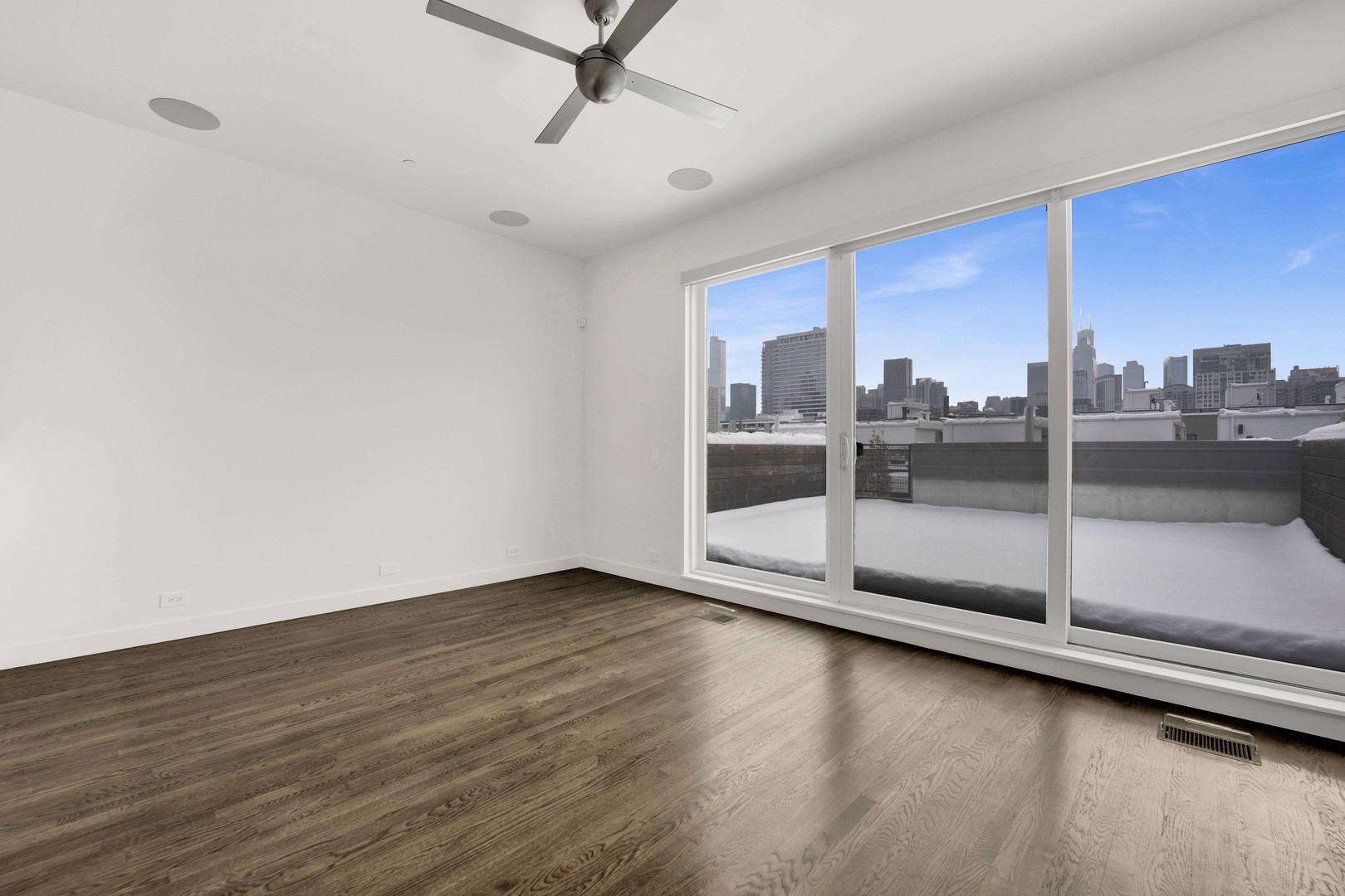 1017 North Cleveland Avenue, Unit 4 Chicago, IL 60610 - Photo 32 of 35