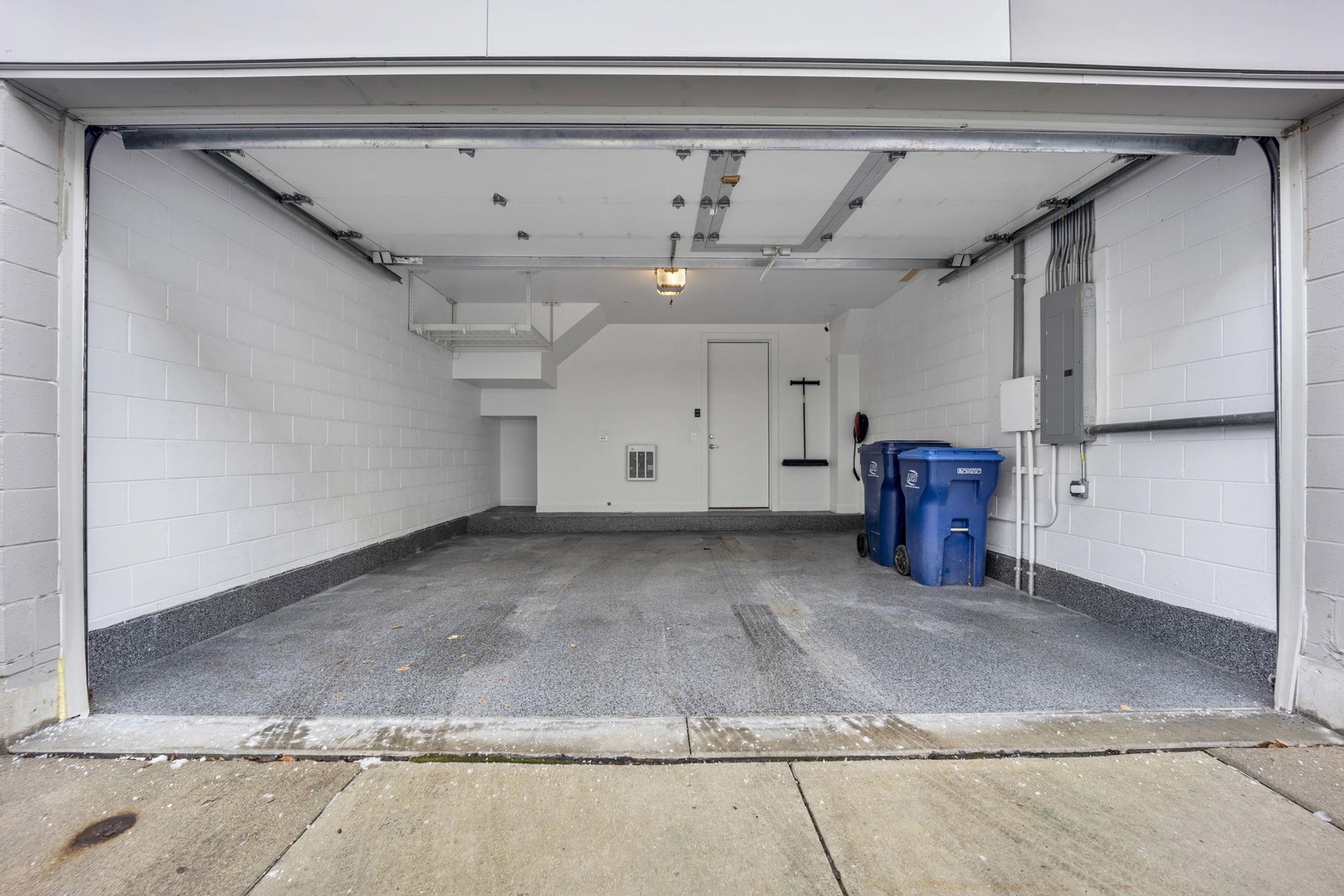 1017 North Cleveland Avenue, Unit 4 Chicago, IL 60610 - Photo 34 of 35