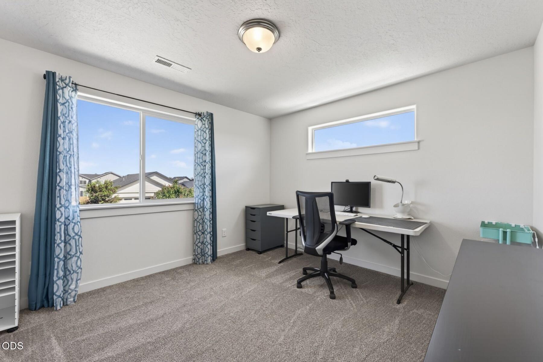 3461 Northwest 9th Street Redmond, OR 97756 - Photo 26 of 42