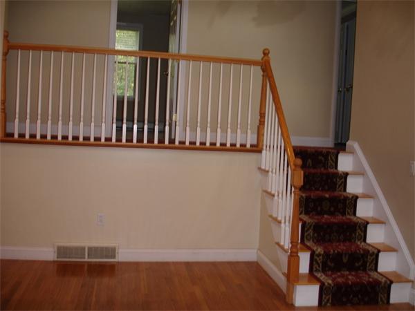 4 Hilltop Road Franklin, MA 02038 - Photo 7 of 14 Gallery Image 7