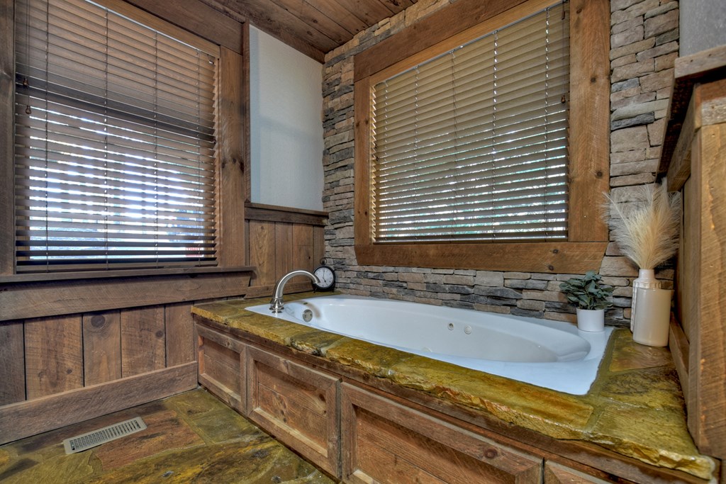 930 Power Dam Road Blue Ridge, GA 30513 - Photo 31 of 64
