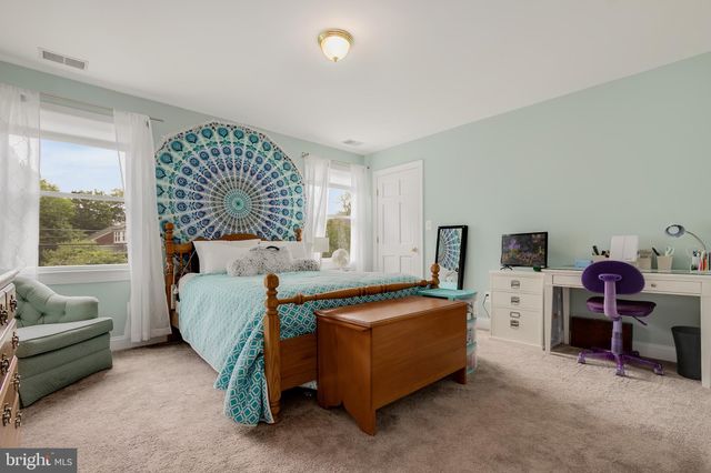 $1,035,000 | 1832 North Quantico Street, Arlington, VA 22205