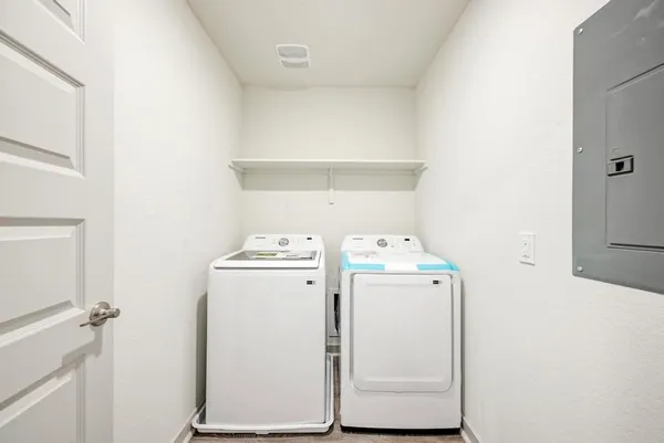 $2,695 | 2120 Ettalee Court, Austin, TX 78754
