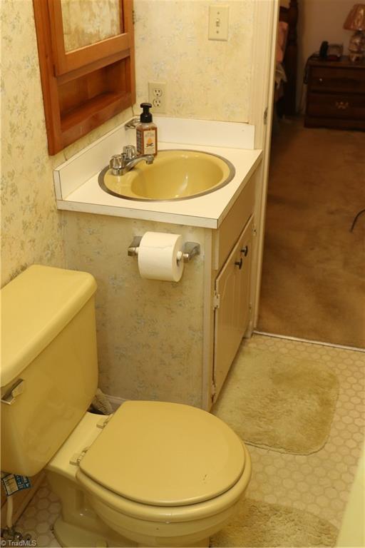 709 Juniper Street Rockingham, NC 28379 - Photo 22 of 37
