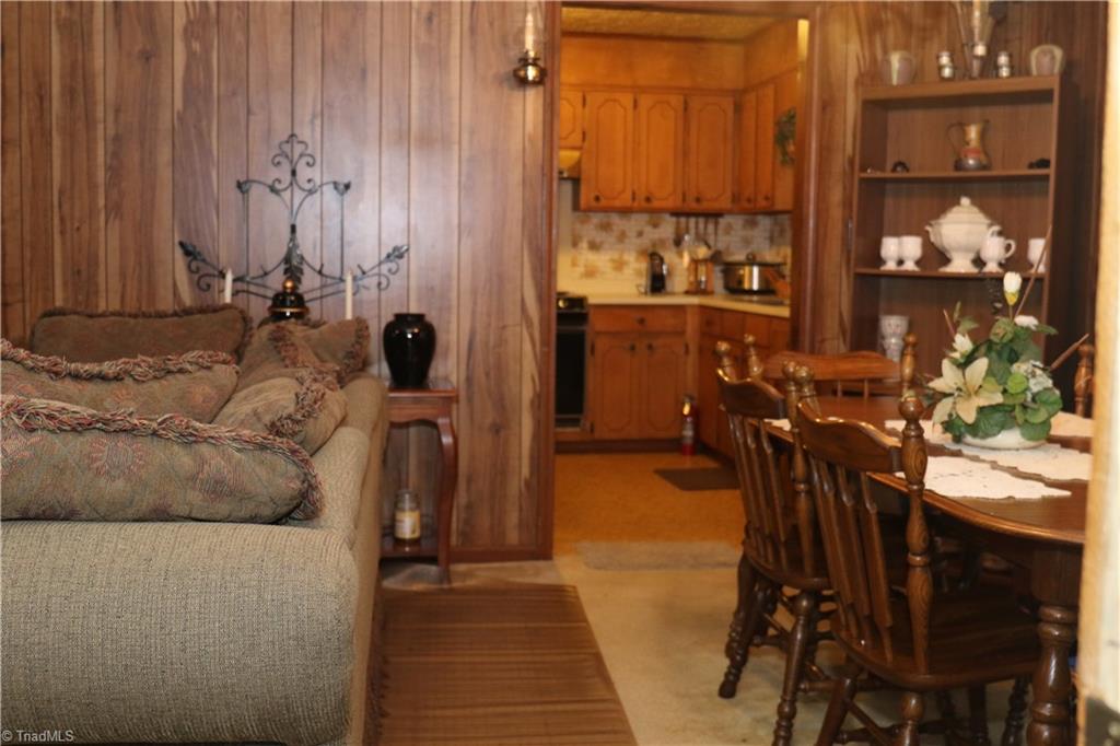 709 Juniper Street Rockingham, NC 28379 - Photo 9 of 37