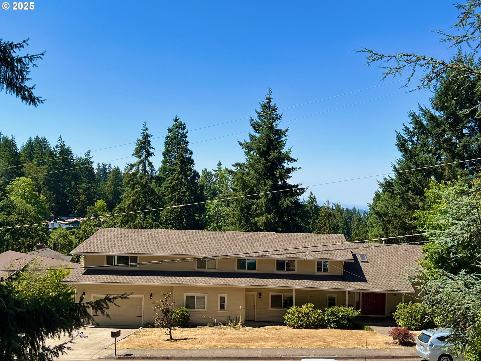 3046 Whitbeck Boulevard Eugene, OR 97405 - Photo 10 of 14 a view of a small yard
