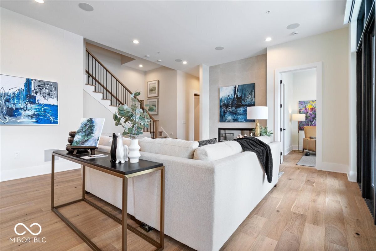 41 North Rangeline Road, Unit 3 Carmel, IN 46032 - Photo 5 of 40