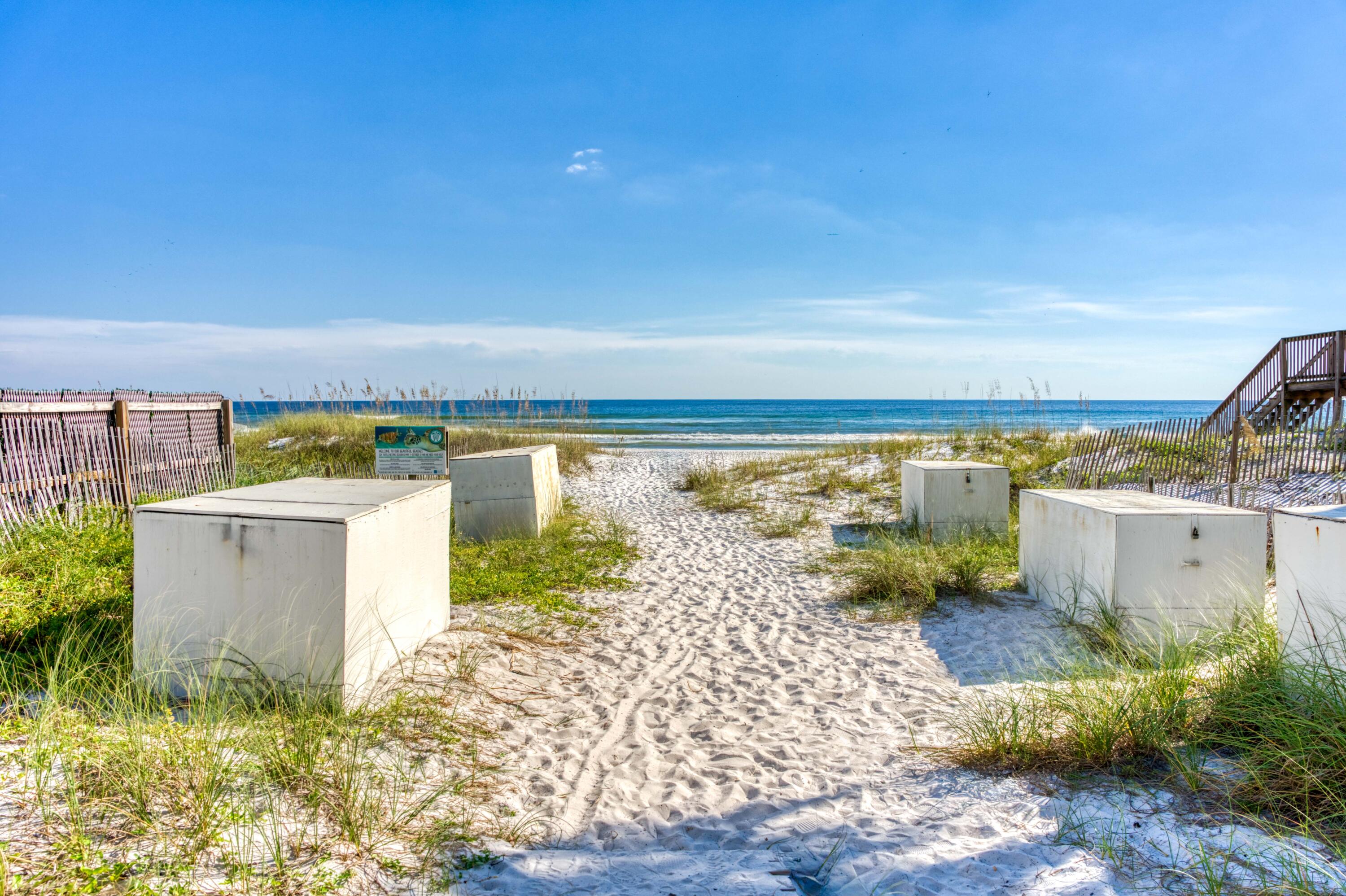 37 Casting Lake Road Miramar Beach, FL 32550 - Photo 19 of 20 a view of a balcony with an outdoor space
