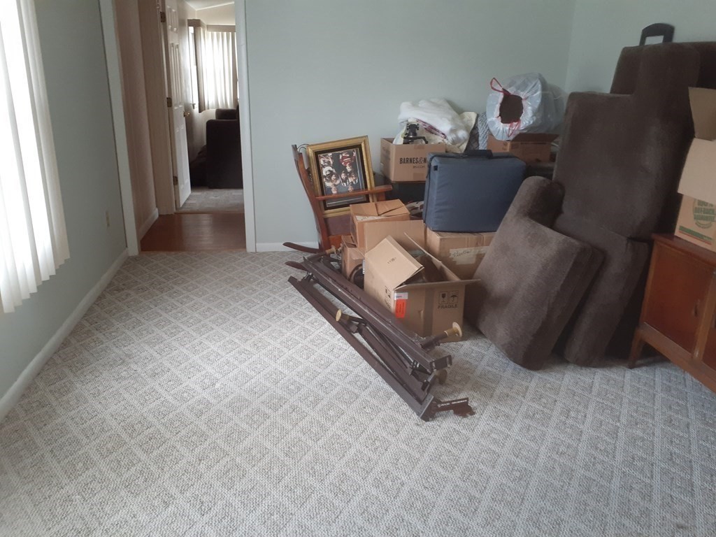 12 Queens Road Attleboro, MA 02703 - Photo 19 of 33 Gallery Image 19