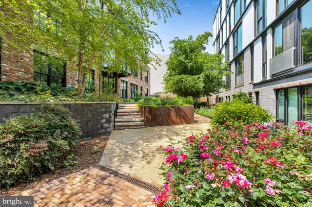 $2,150 | 57 N Street Northwest, Unit 331, Washington, DC 20001