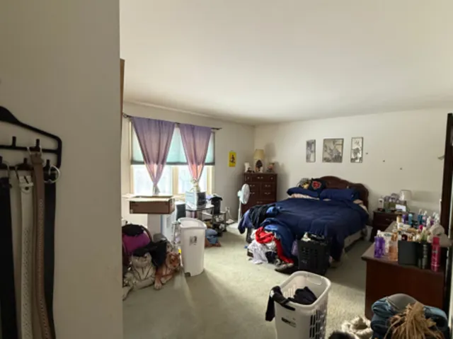 $400,000 | 1903 Lands Court, Crystal Lake, IL 60012