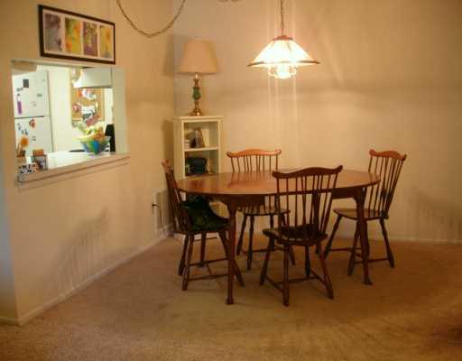 323 Ridge Point Circle, Unit A21 Bridgeville, PA 15017 - Photo 3 of 8 Dining Room.