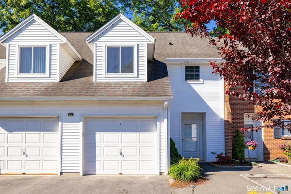 $289,900 | 190 Tomlinson Avenue, Unit 11G, Plainville, CT 06062