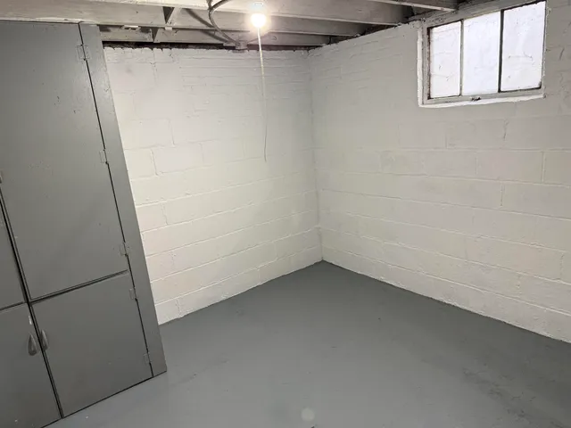 $120,000 | 2120 South 6th Street, Rockford, IL 61104