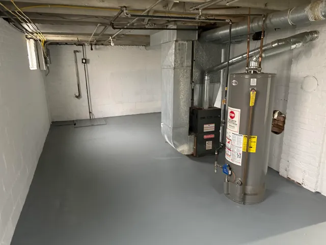 $120,000 | 2120 South 6th Street, Rockford, IL 61104