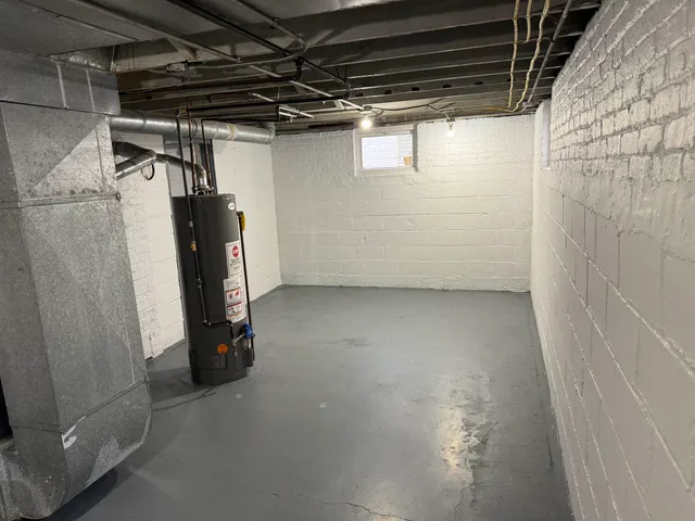 $120,000 | 2120 South 6th Street, Rockford, IL 61104