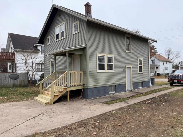 $120,000 | 2120 South 6th Street, Rockford, IL 61104