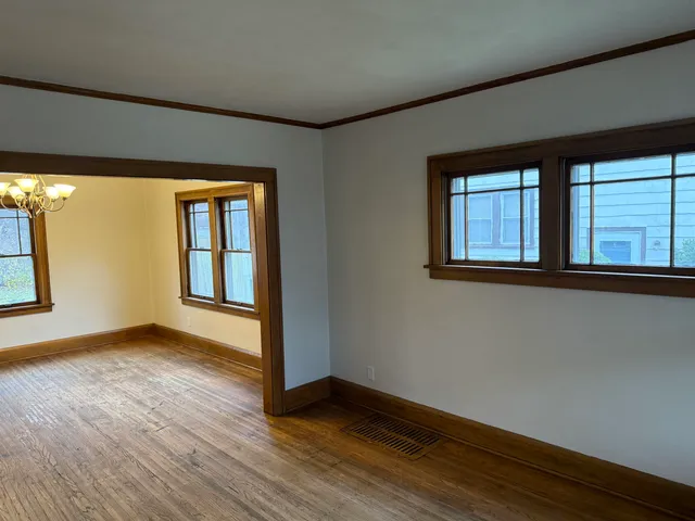 $120,000 | 2120 South 6th Street, Rockford, IL 61104