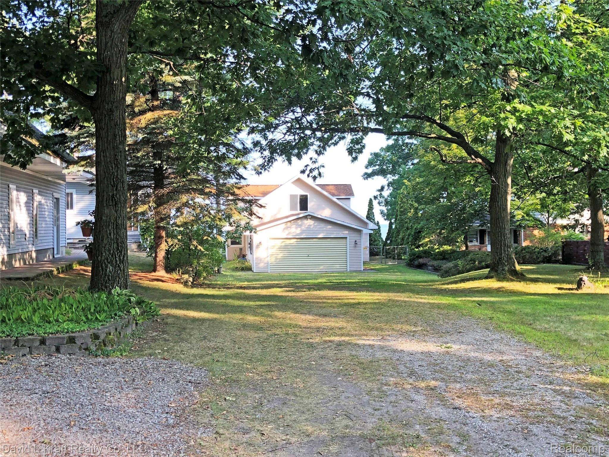 7532 Port Austin Road Pigeon, MI 48755 - Photo 27 of 30 7532PtAustinFromRoad.jpg