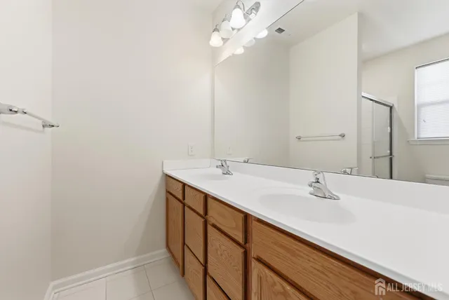 $3,600 | 6 Bond Street, North Brunswick, NJ 08902