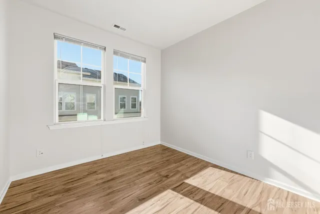 $3,600 | 6 Bond Street, North Brunswick, NJ 08902