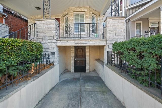 2746 John F. Kennedy Boulevard Jersey City, NJ 07306 - Photo 3 of 37 a view of a house with balcony