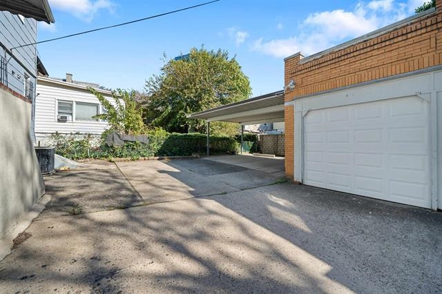 2746 John F. Kennedy Boulevard Jersey City, NJ 07306 - Photo 4 of 37 a view of a house with a yard