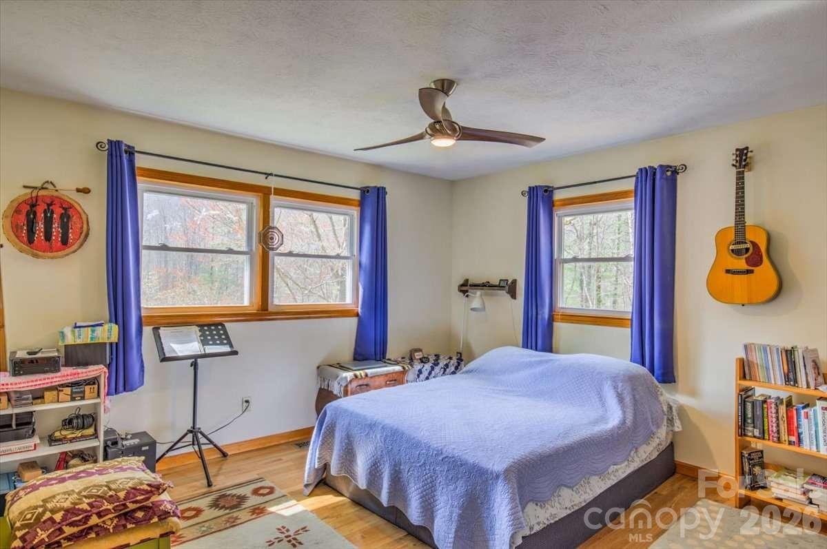 972 Harper Road Hendersonville, NC 28792 - Photo 15 of 28